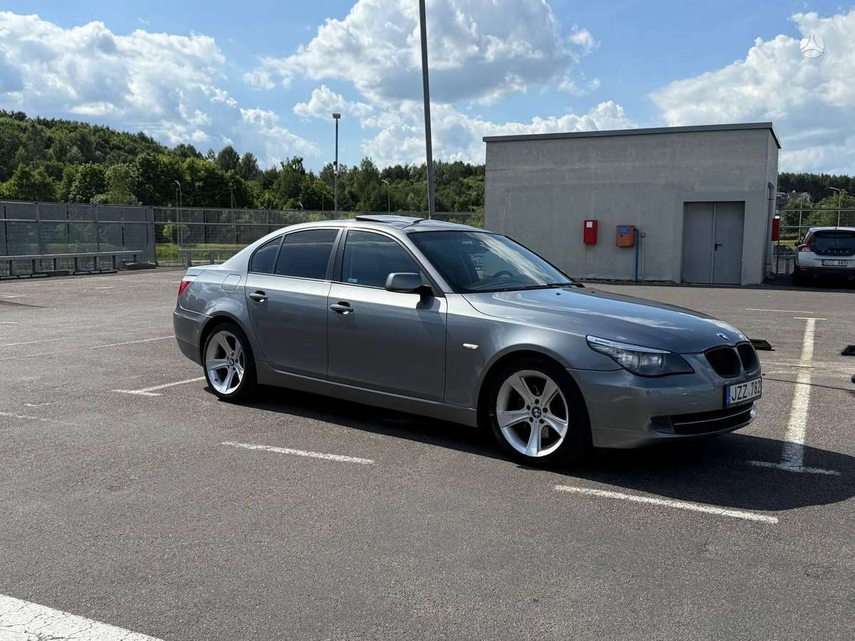 BMW 525, 3.0 l., Седан