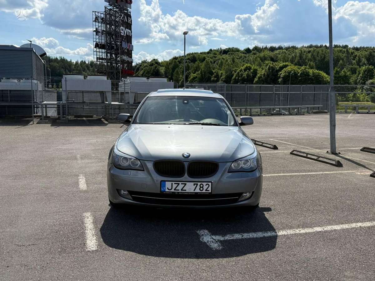 BMW 525, 3.0 l., Седан