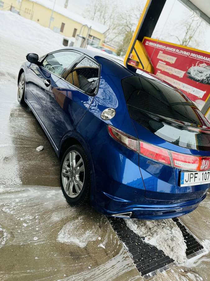 Honda Civic, 2.2 l., hatchback