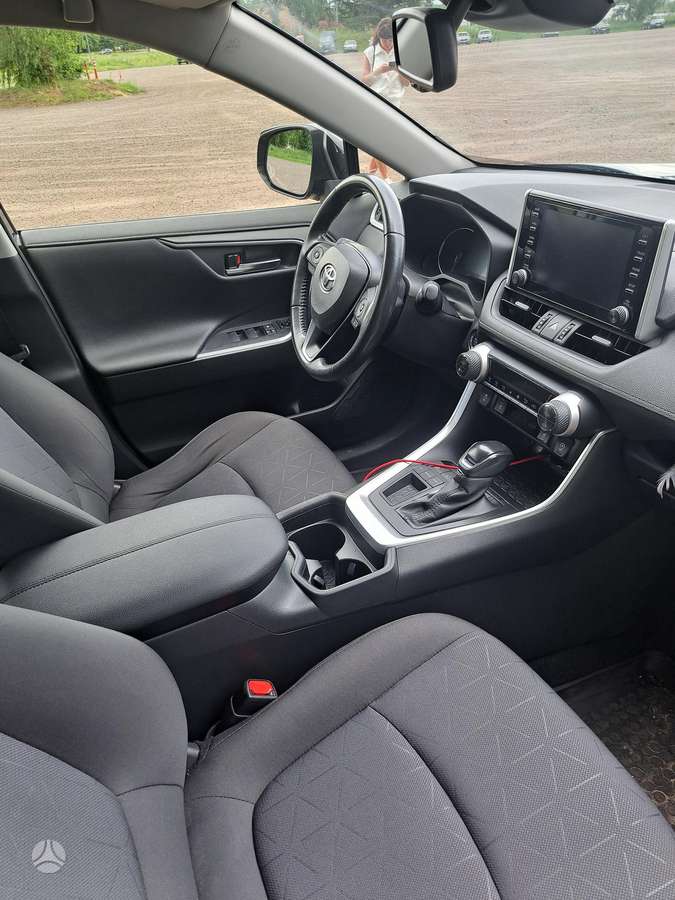 Toyota RAV4 - 4