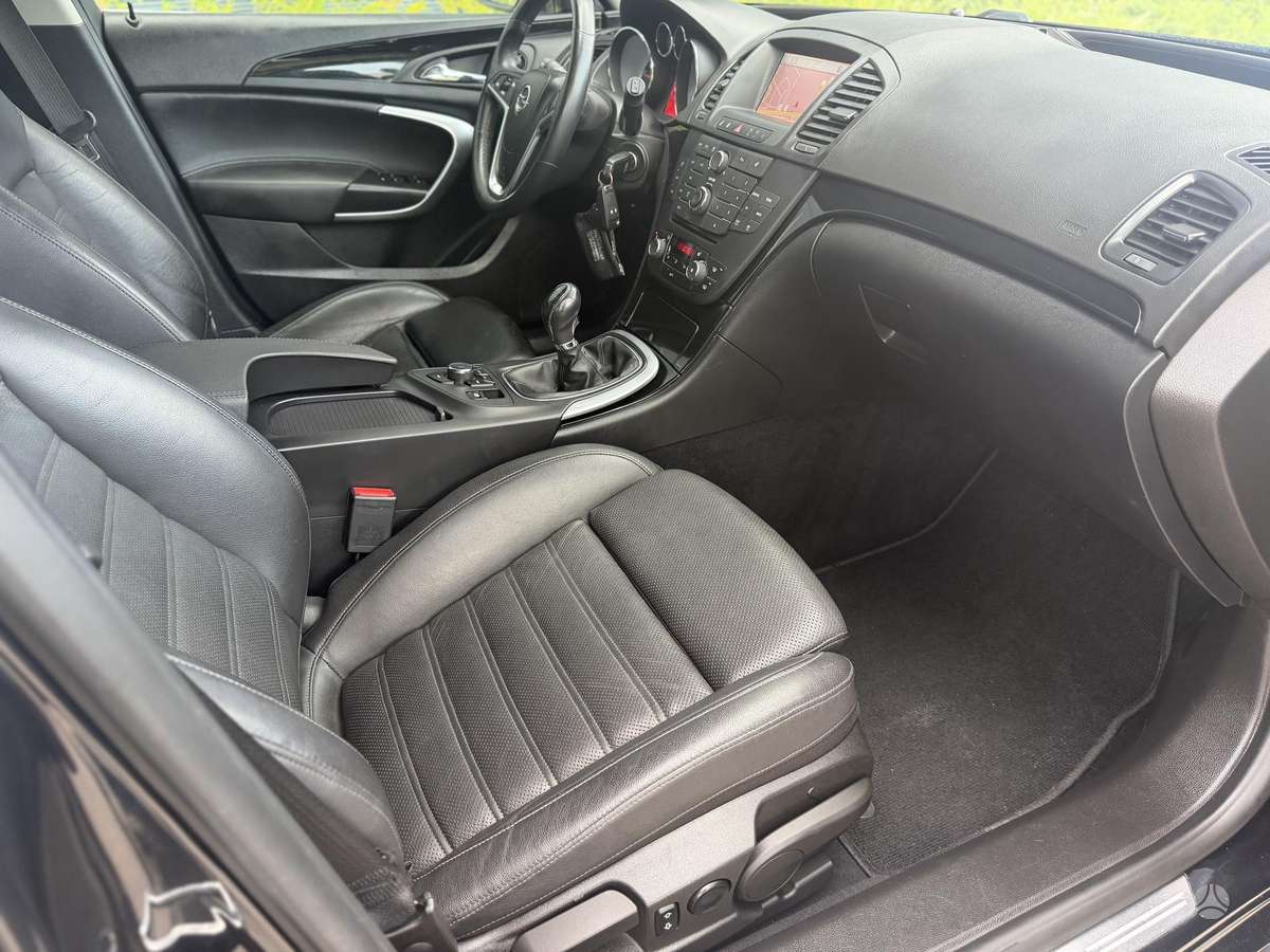 Opel Insignia, 2.0 l., Универсал