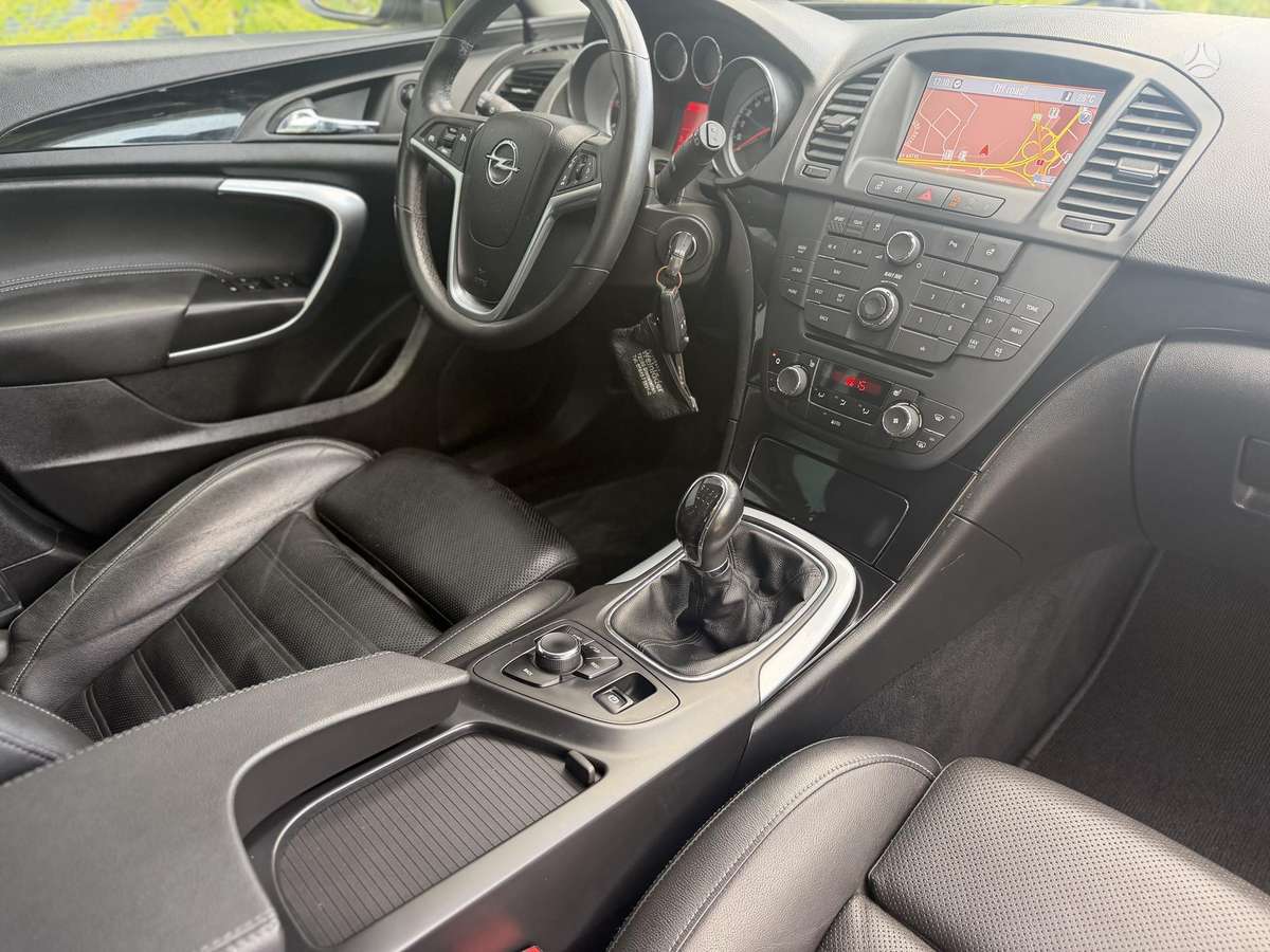Opel Insignia, 2.0 l., Универсал