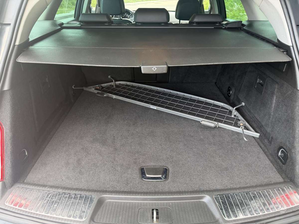 Opel Insignia, 2.0 l., Универсал