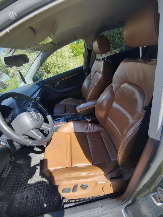 Audi A4, 2.7 l., Седан