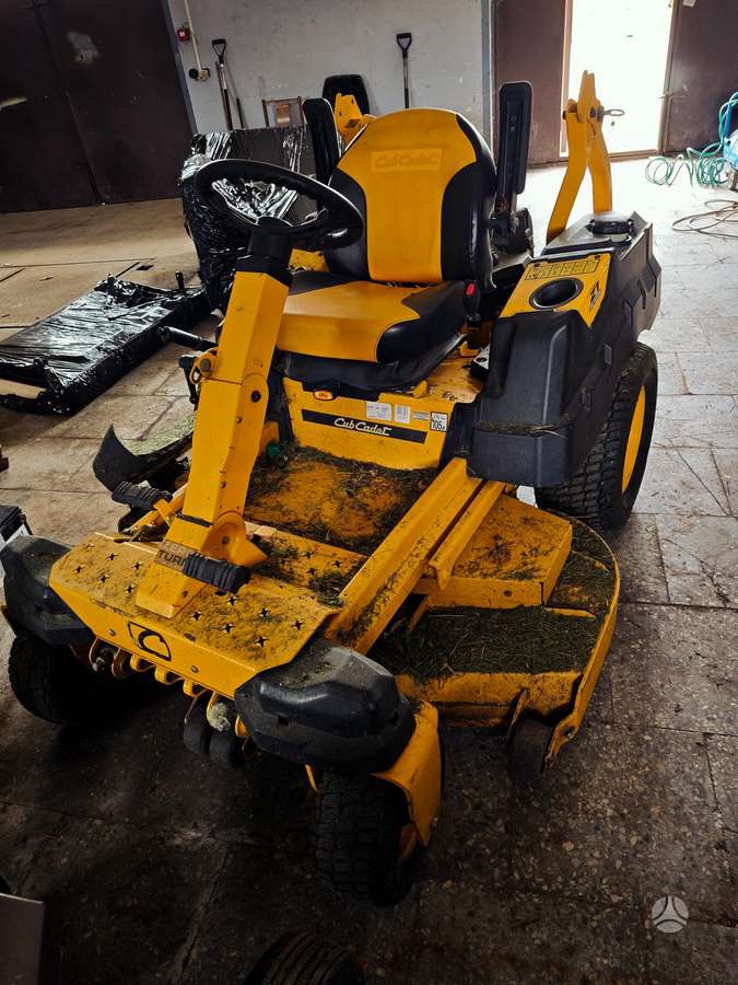 CUB CADET Z1 PRO, garden machinery