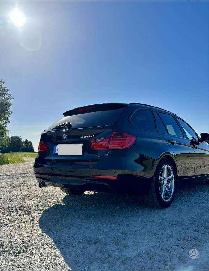 BMW 320, 2.0 l., universalas