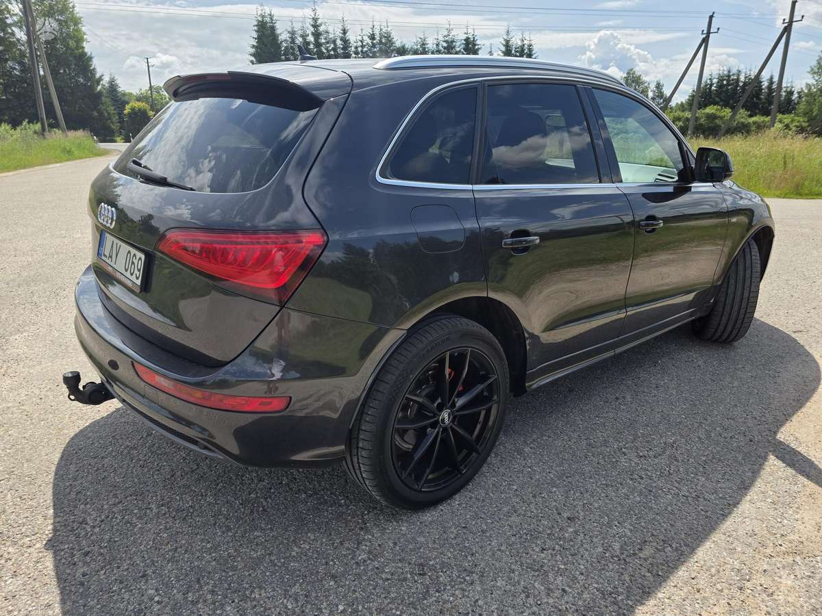 Audi Q5, 2.0 l., Внедорожник / Кроссовер