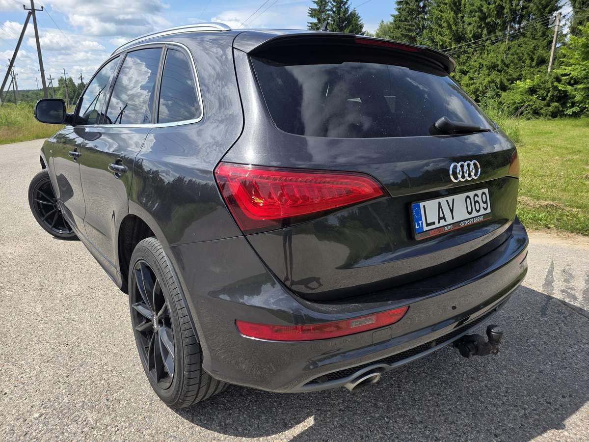 Audi Q5, 2.0 l., Внедорожник / Кроссовер