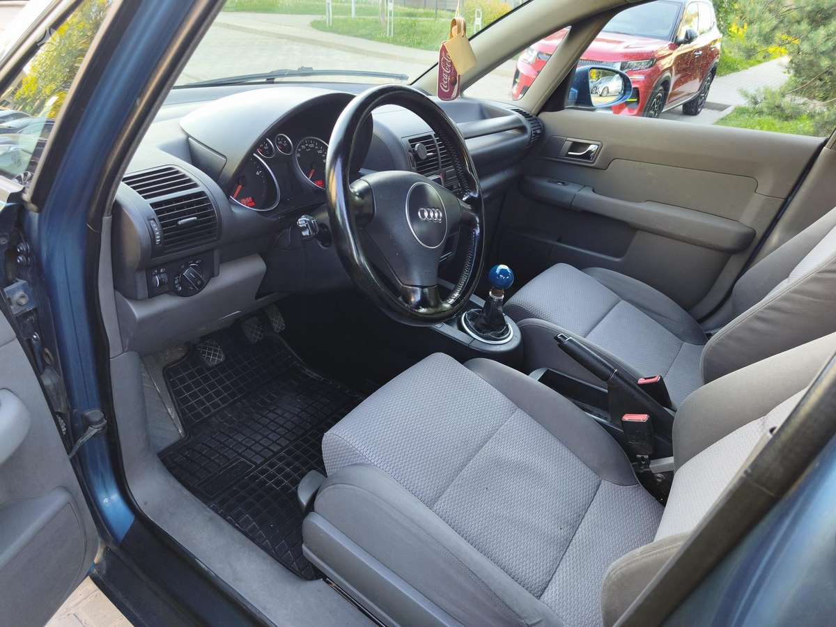 Audi A2, 1.4 l., hatchback