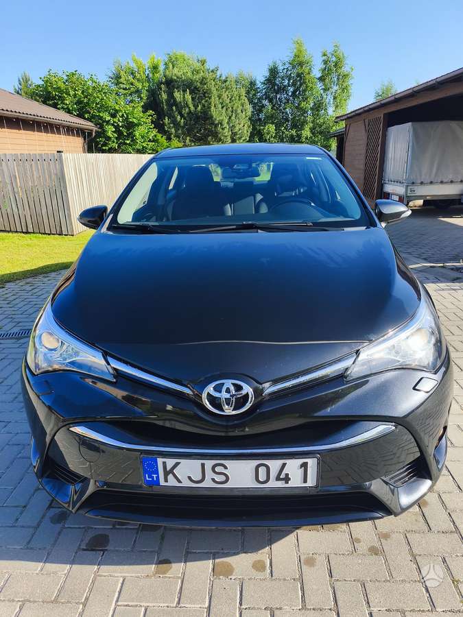 Toyota Avensis - 3
