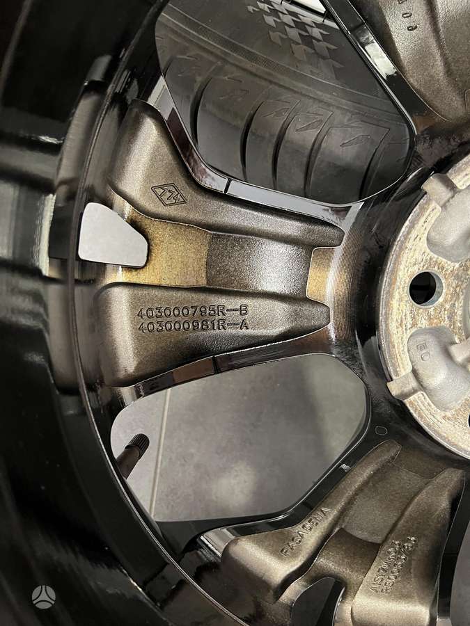 Renault ARKANA ORIGINALŪS RATLANKIAI, light alloy, R18