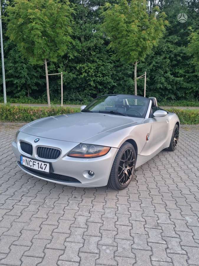BMW Z4, 2.5 l., convertible