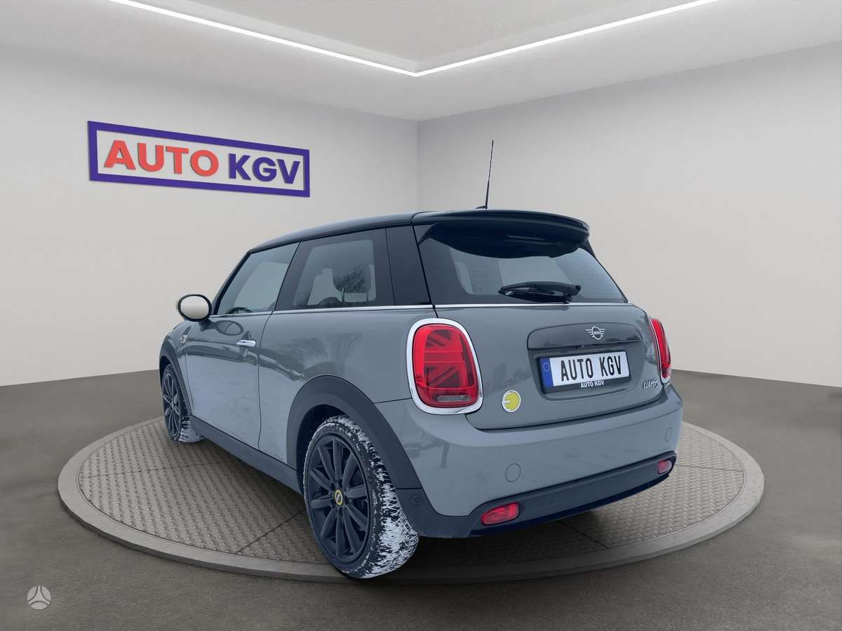 Mini Cooper SE, Хэтчбек