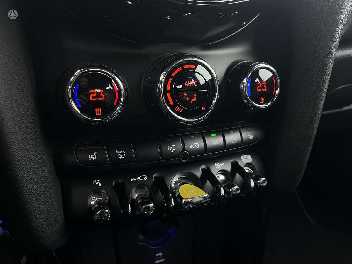 Mini Cooper SE, Хэтчбек