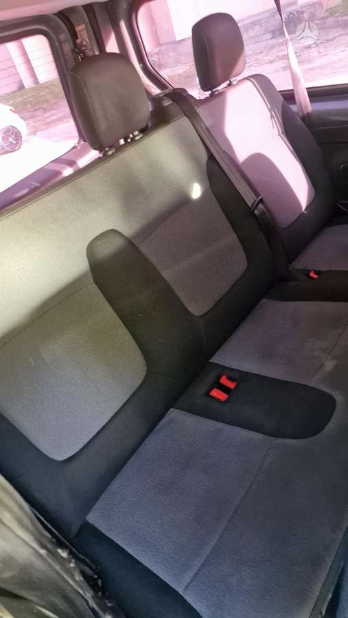 Renault Trafic - 11