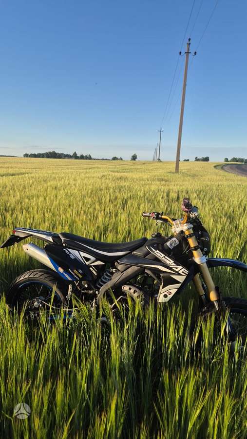Rieju MRT 50 50cc, мотороллеры / мопеды