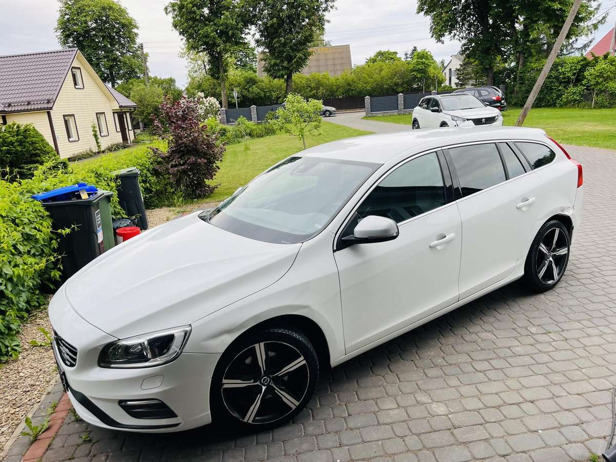 Volvo V60, 2.0 l., Универсал