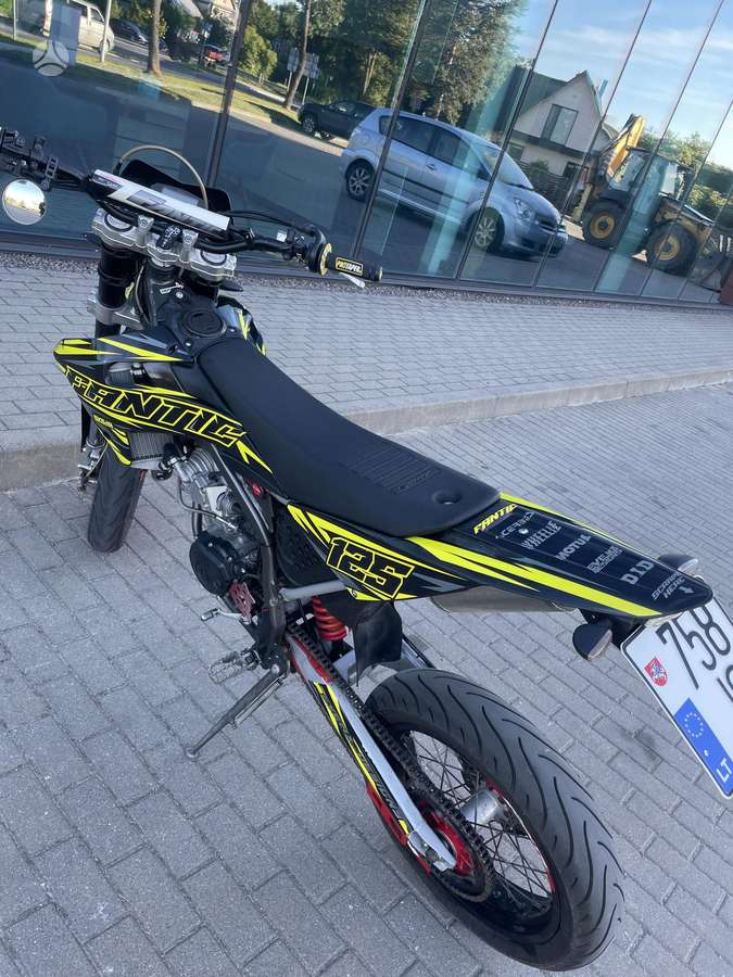 Fantic 125 125cc, supermoto