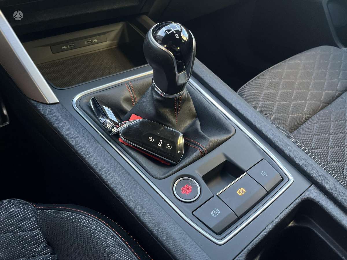 Seat Leon, 1.5 l., hatchback