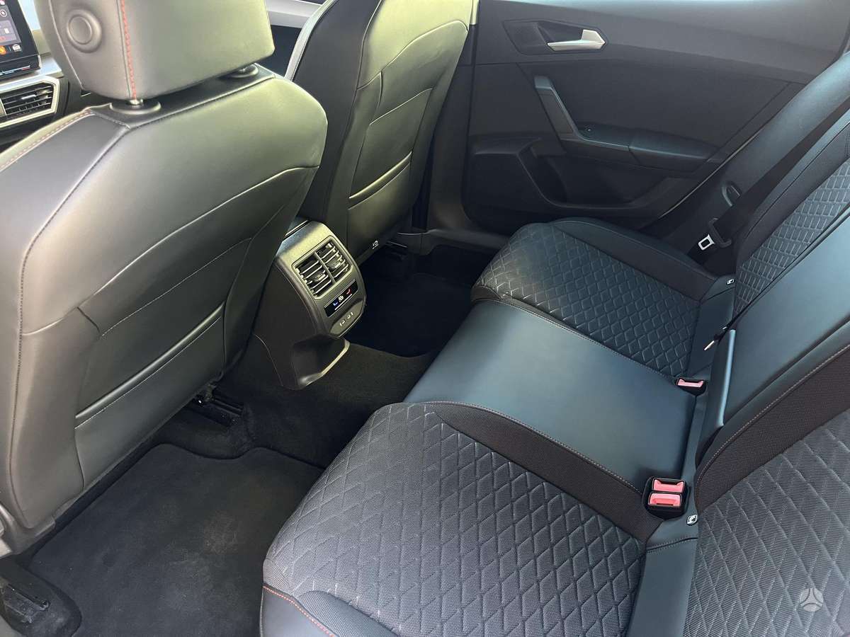 Seat Leon, 1.5 l., hatchback
