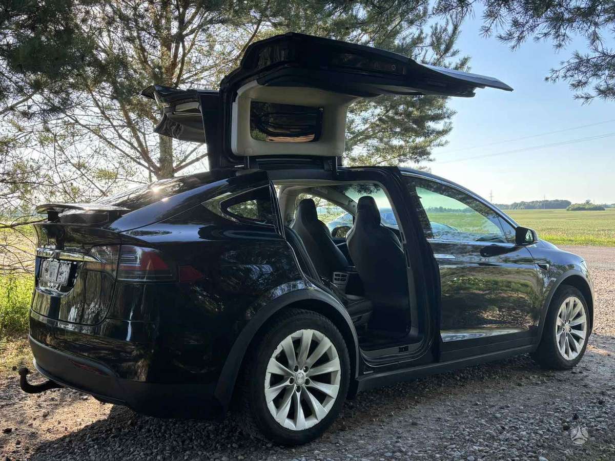 Tesla Model X, 75 kWh, off-road / crossover