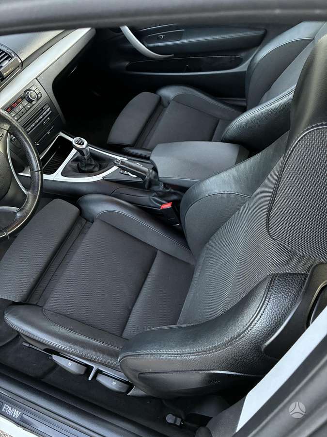 BMW 120, 2.0 l., Купе (coupe)
