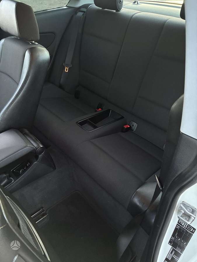 BMW 120, 2.0 l., Купе (coupe)
