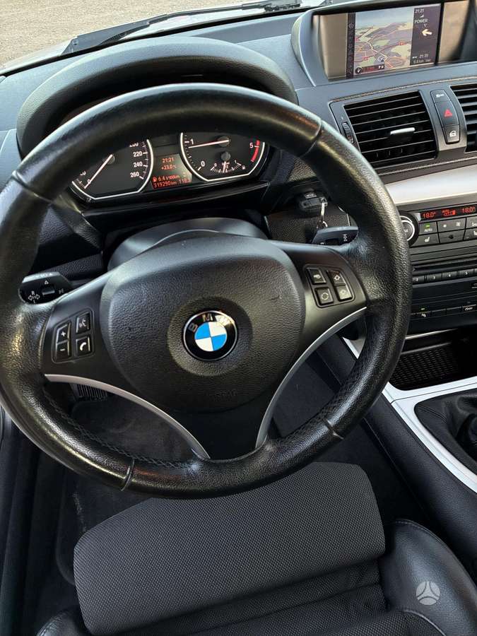 BMW 120, 2.0 l., Купе (coupe)