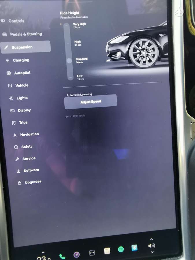 Tesla Model S, 85 kWh, hatchback