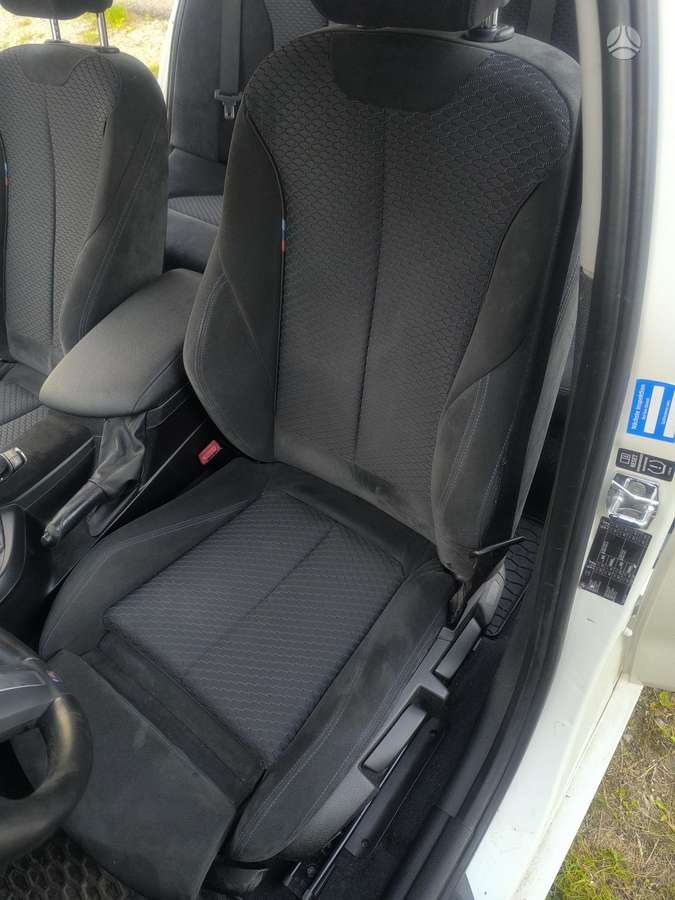 BMW 116, 1.6 l., hatchback