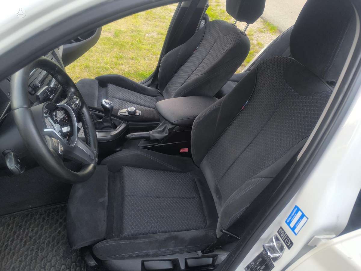 BMW 116, 1.6 l., hatchback