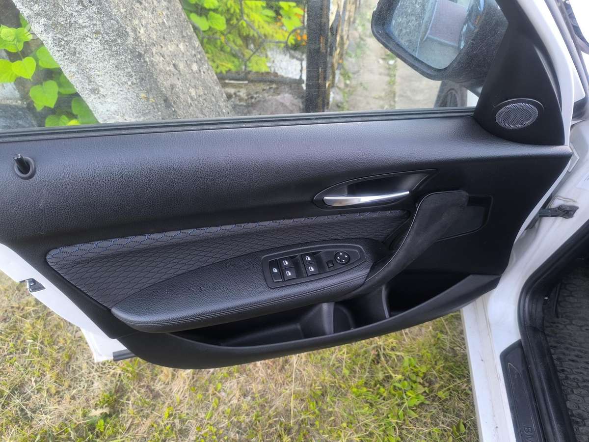 BMW 116, 1.6 l., hatchback