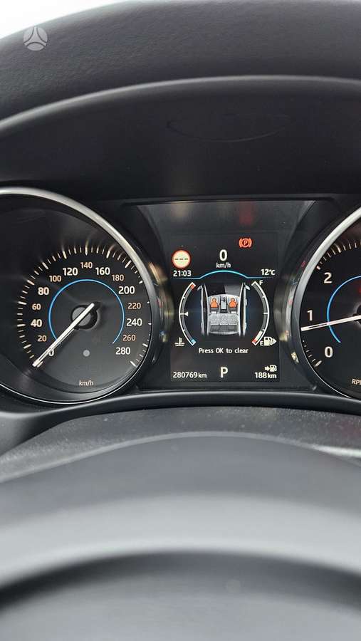 Jaguar XE, 2.0 l., Седан