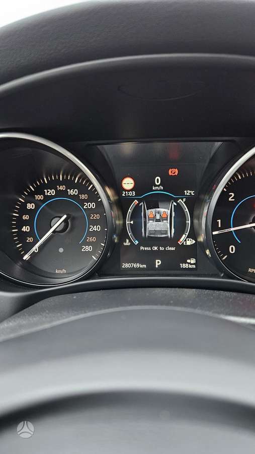 Jaguar XE, 2.0 l., sedanas