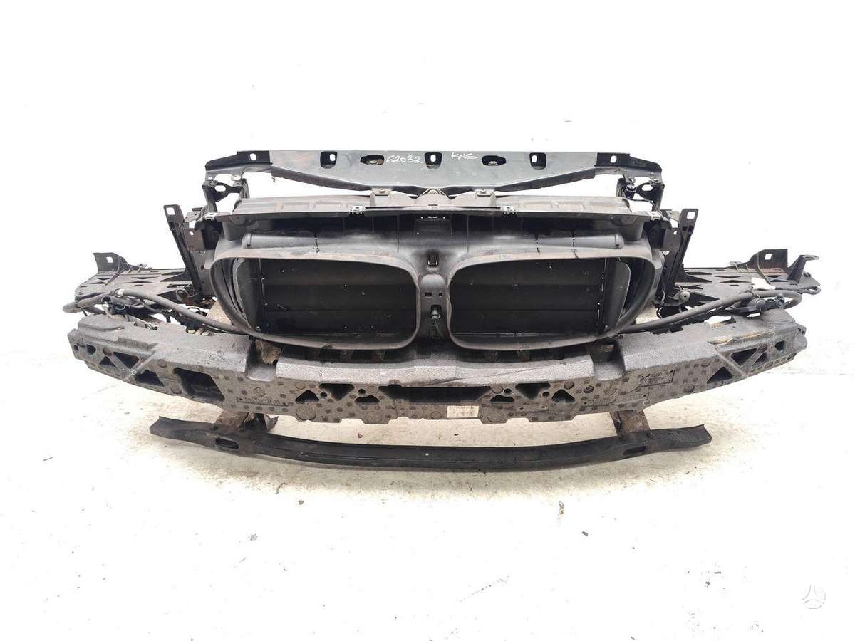 BMW 520, 7332893, radiator