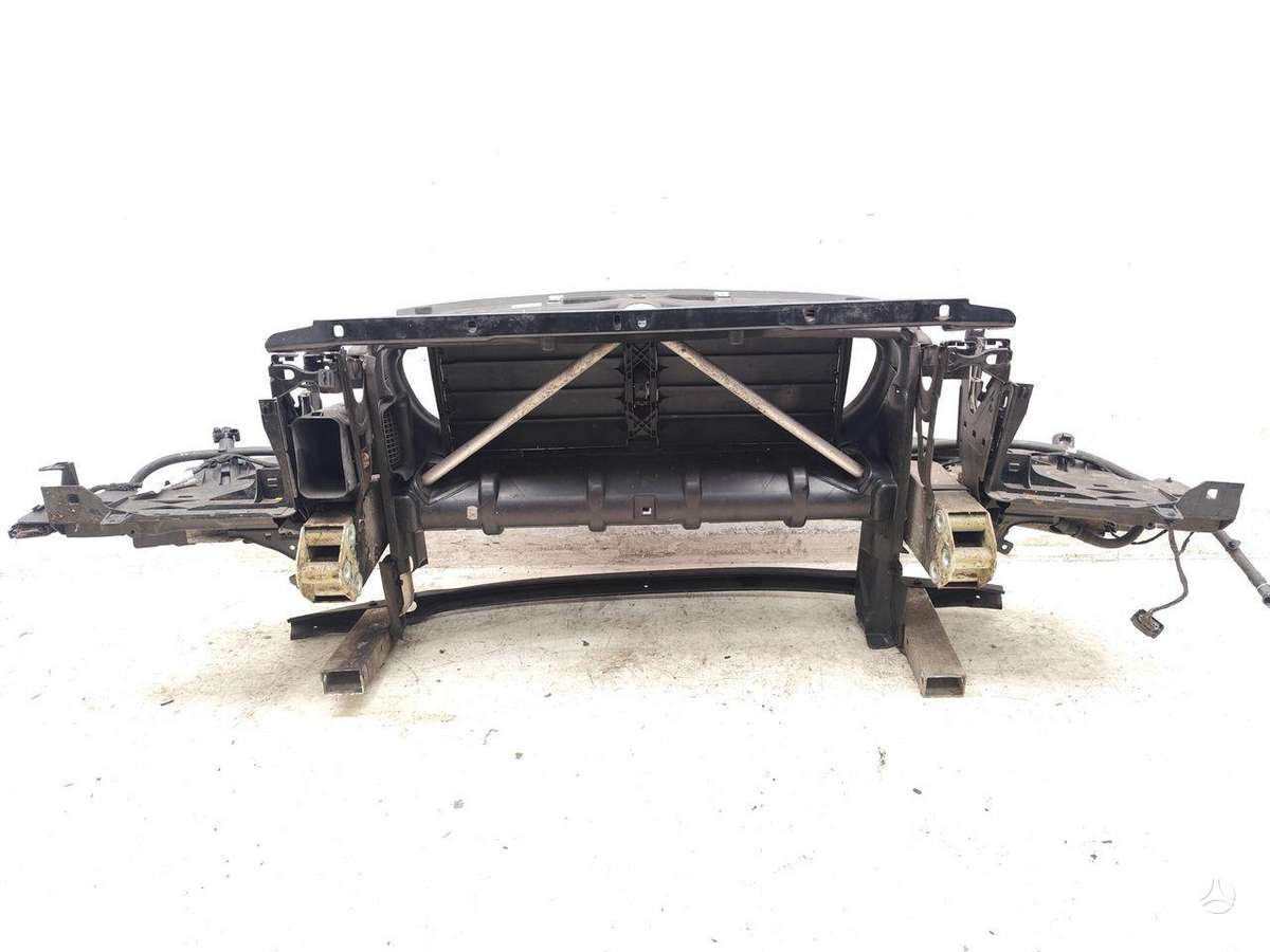 BMW 520, 7332893, radiator