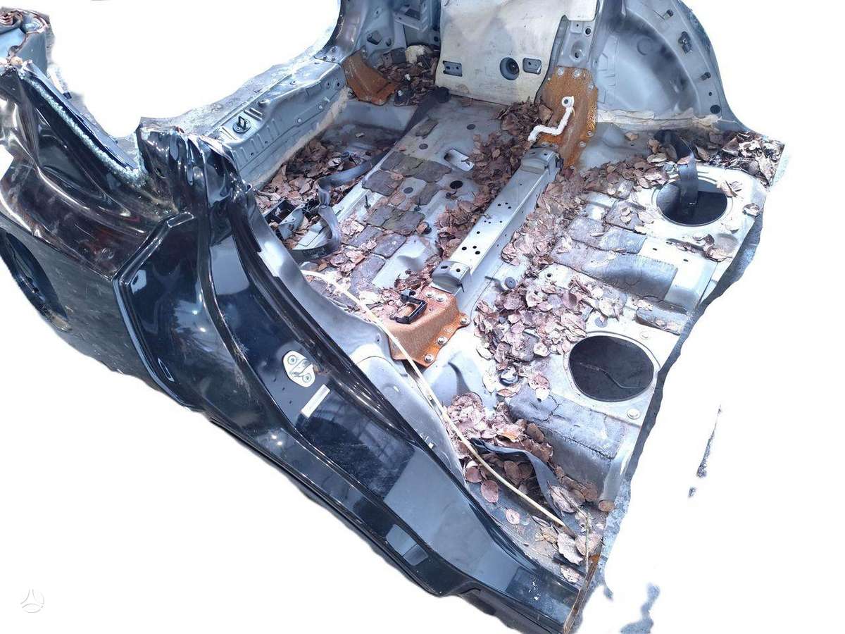Nissan X-Trail hood (front, rear)