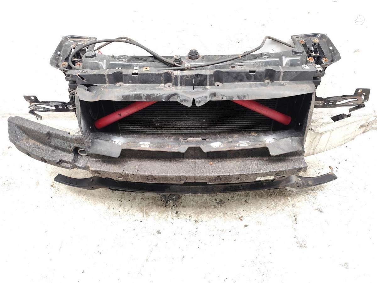 BMW 1 serija hood (front, rear)