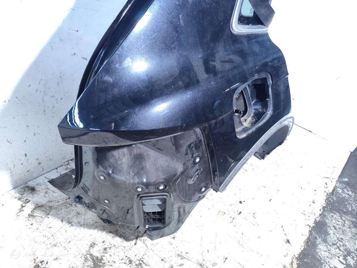Skoda Elroq hood (front, rear)