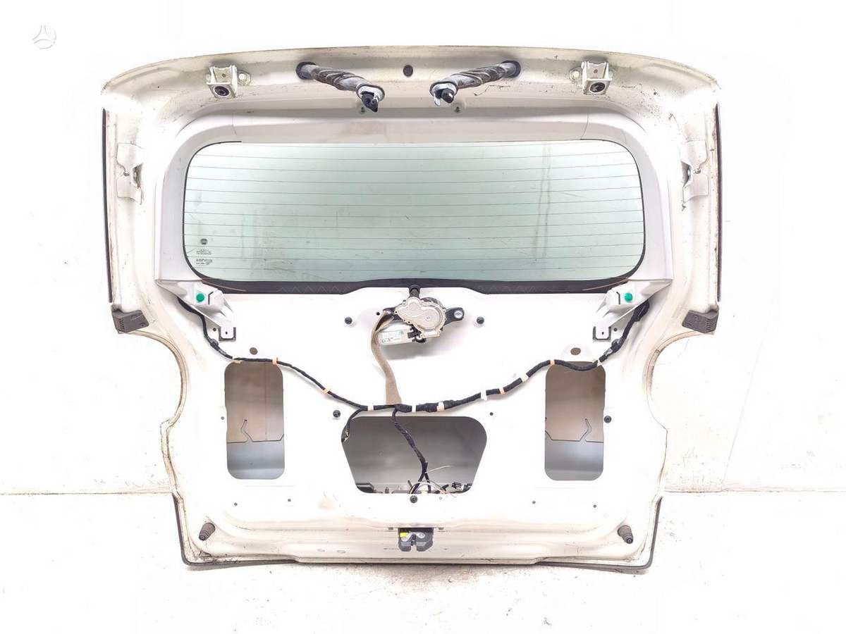 Fiat 500L hood (front, rear)