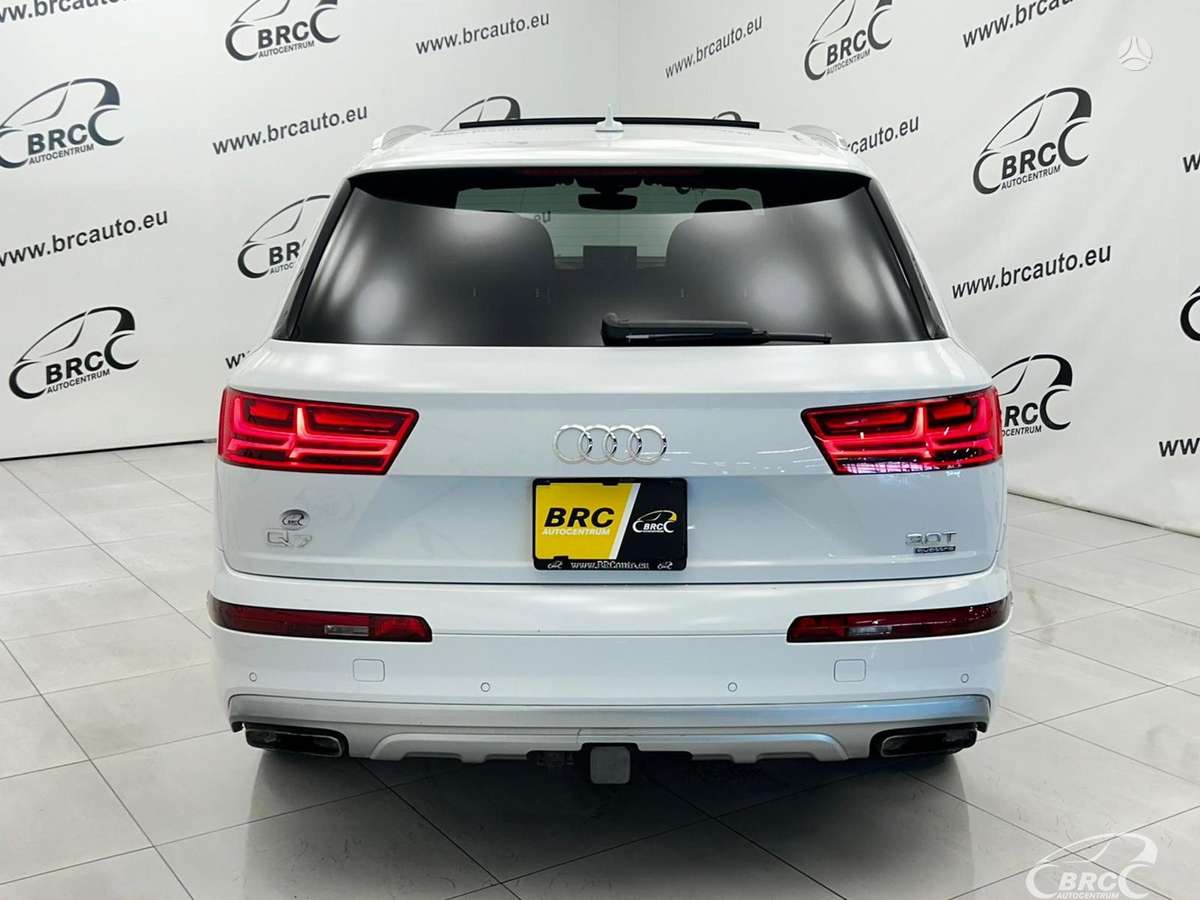 Audi Q7, 3.0 l., off-road / crossover