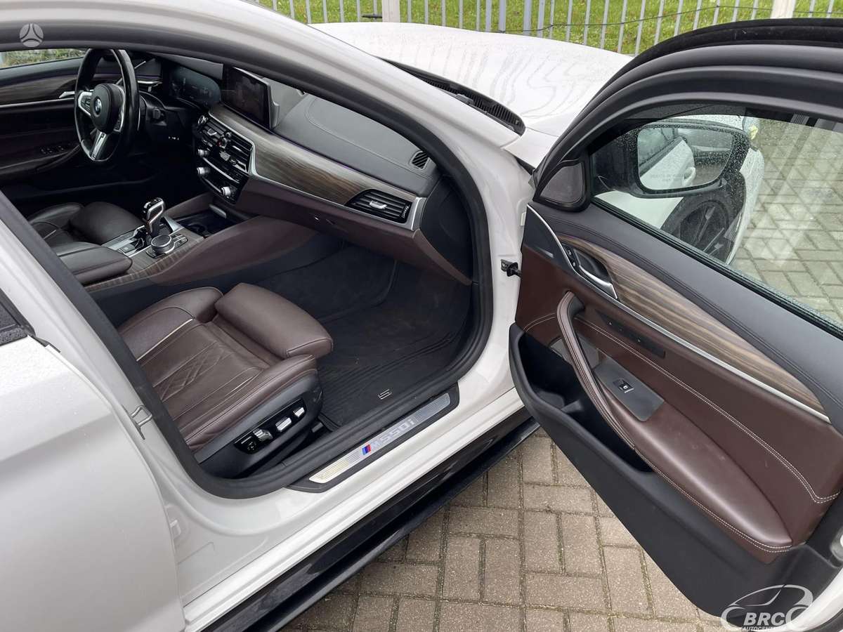 BMW M550, 4.4 l., Седан
