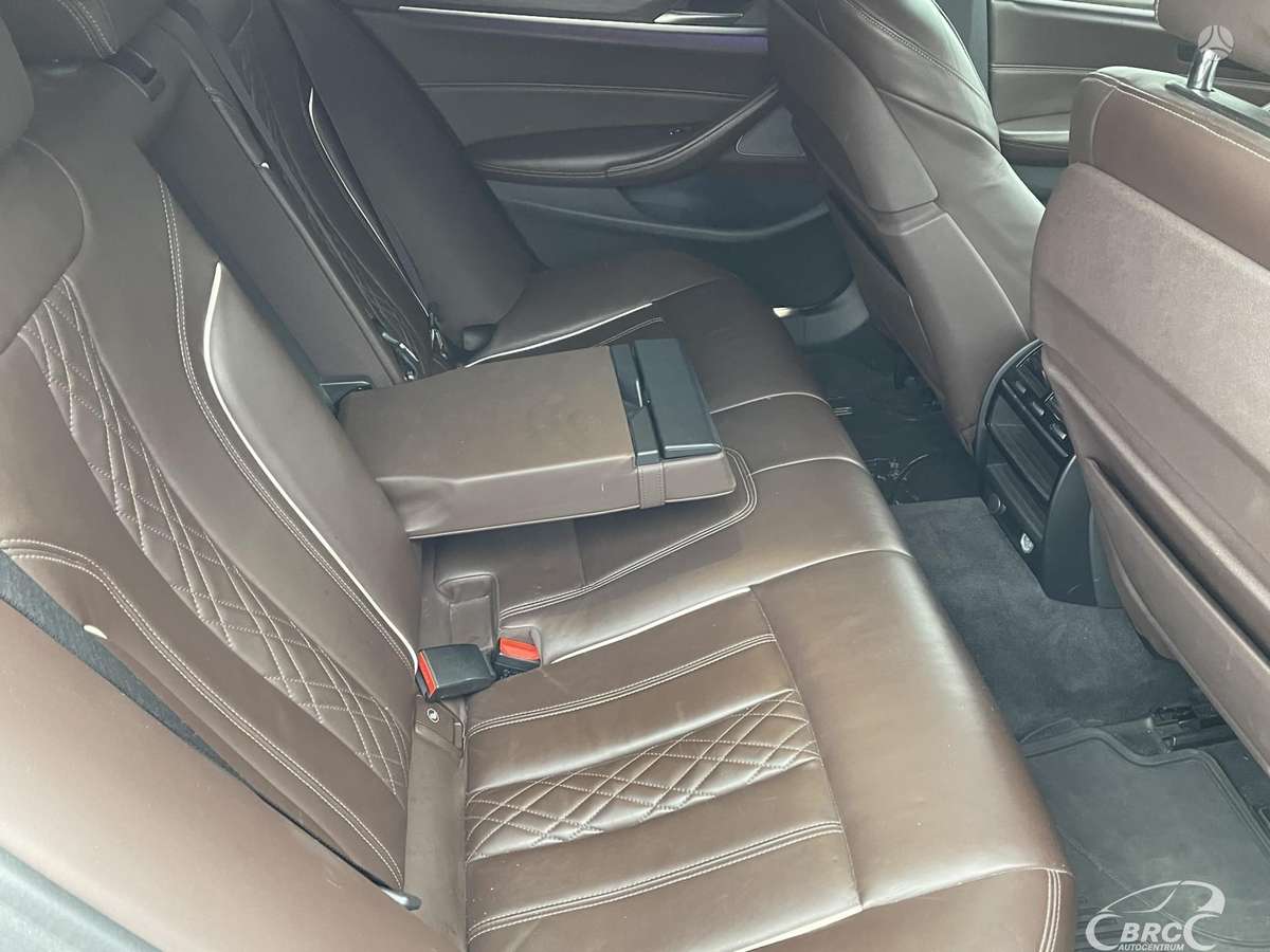 BMW M550, 4.4 l., Седан