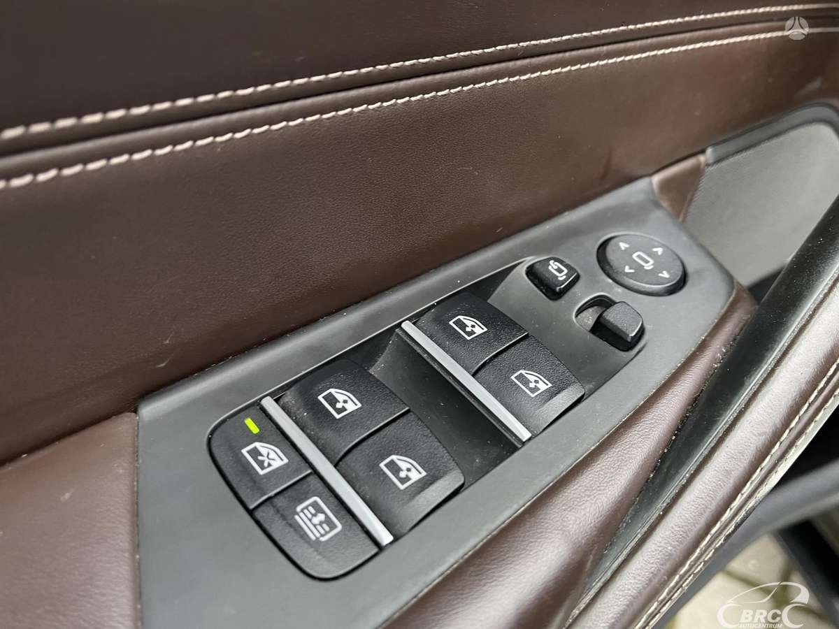 BMW M550, 4.4 l., Седан