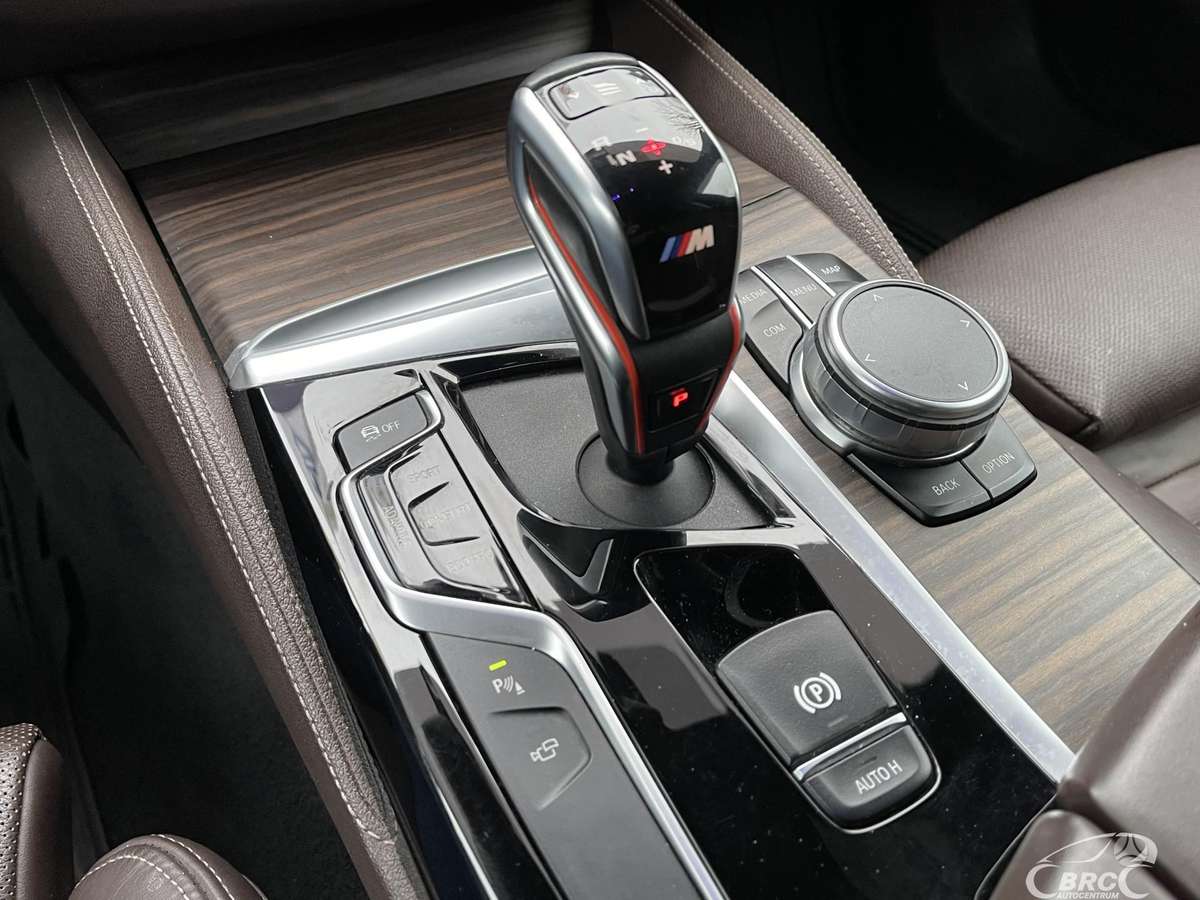 BMW M550, 4.4 l., Седан