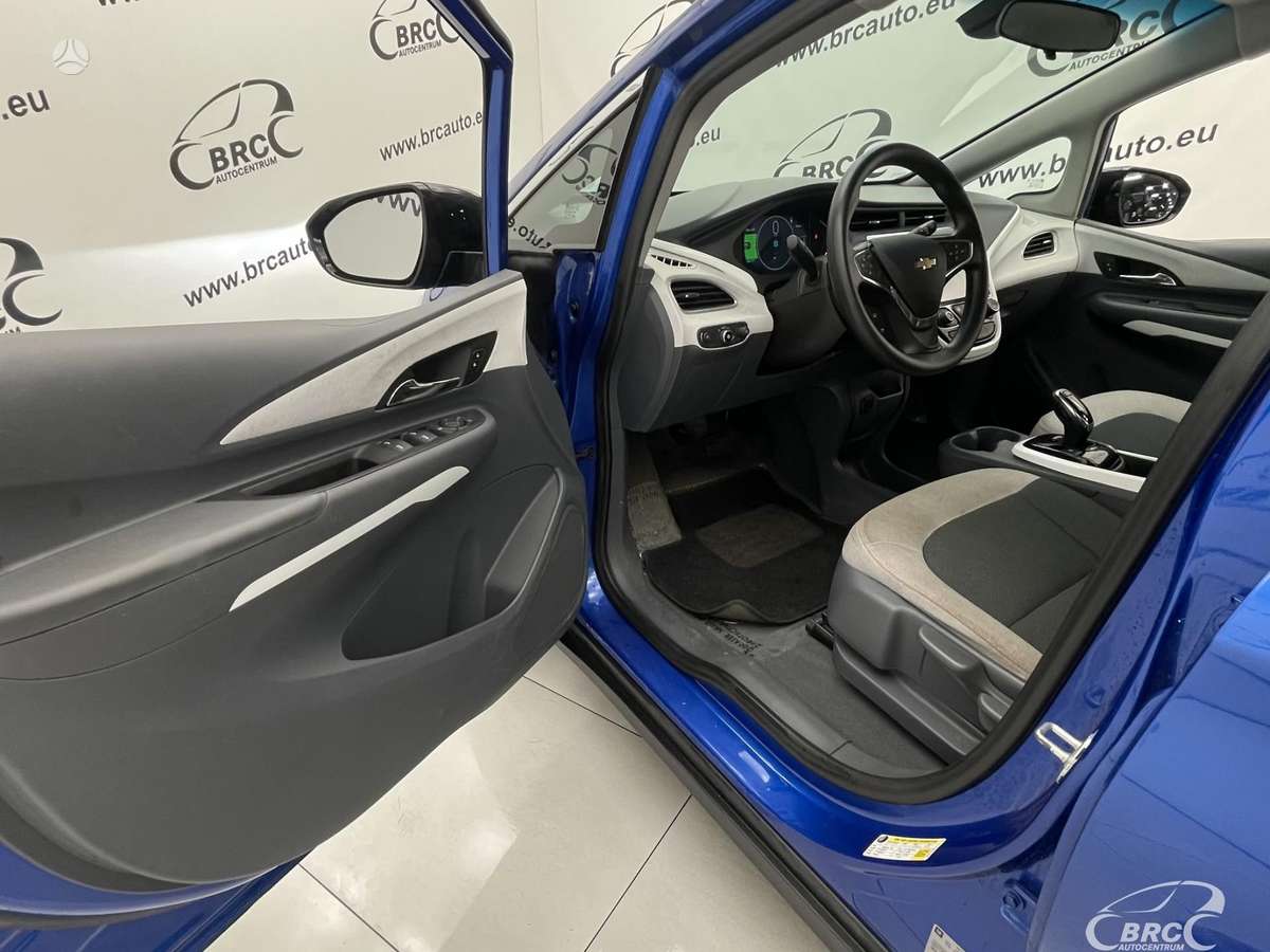 Chevrolet Bolt, 60 кВт·ч, Хэтчбек