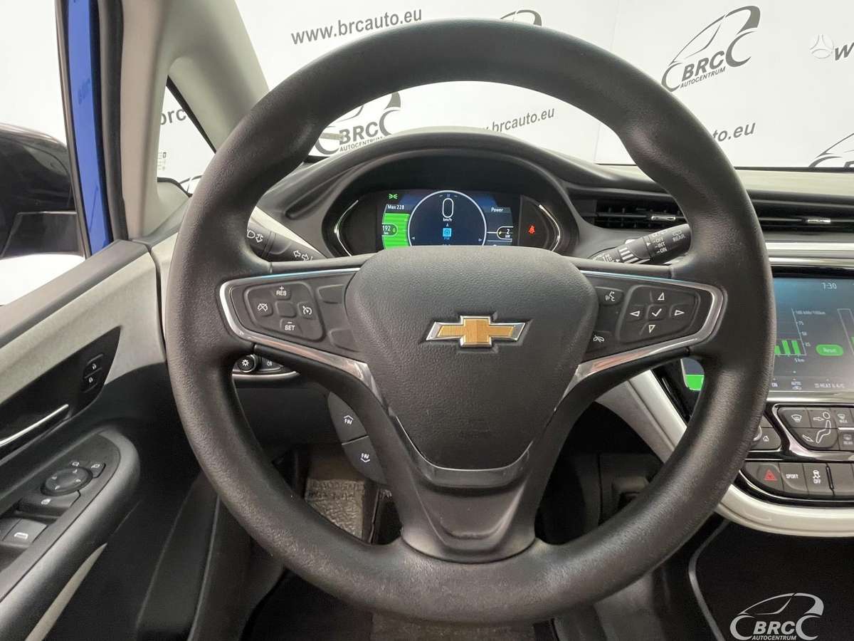 Chevrolet Bolt, 60 кВт·ч, Хэтчбек