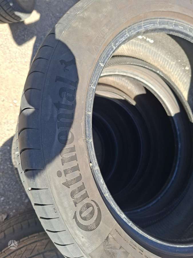 Continental, vasarinės 235/50 R18