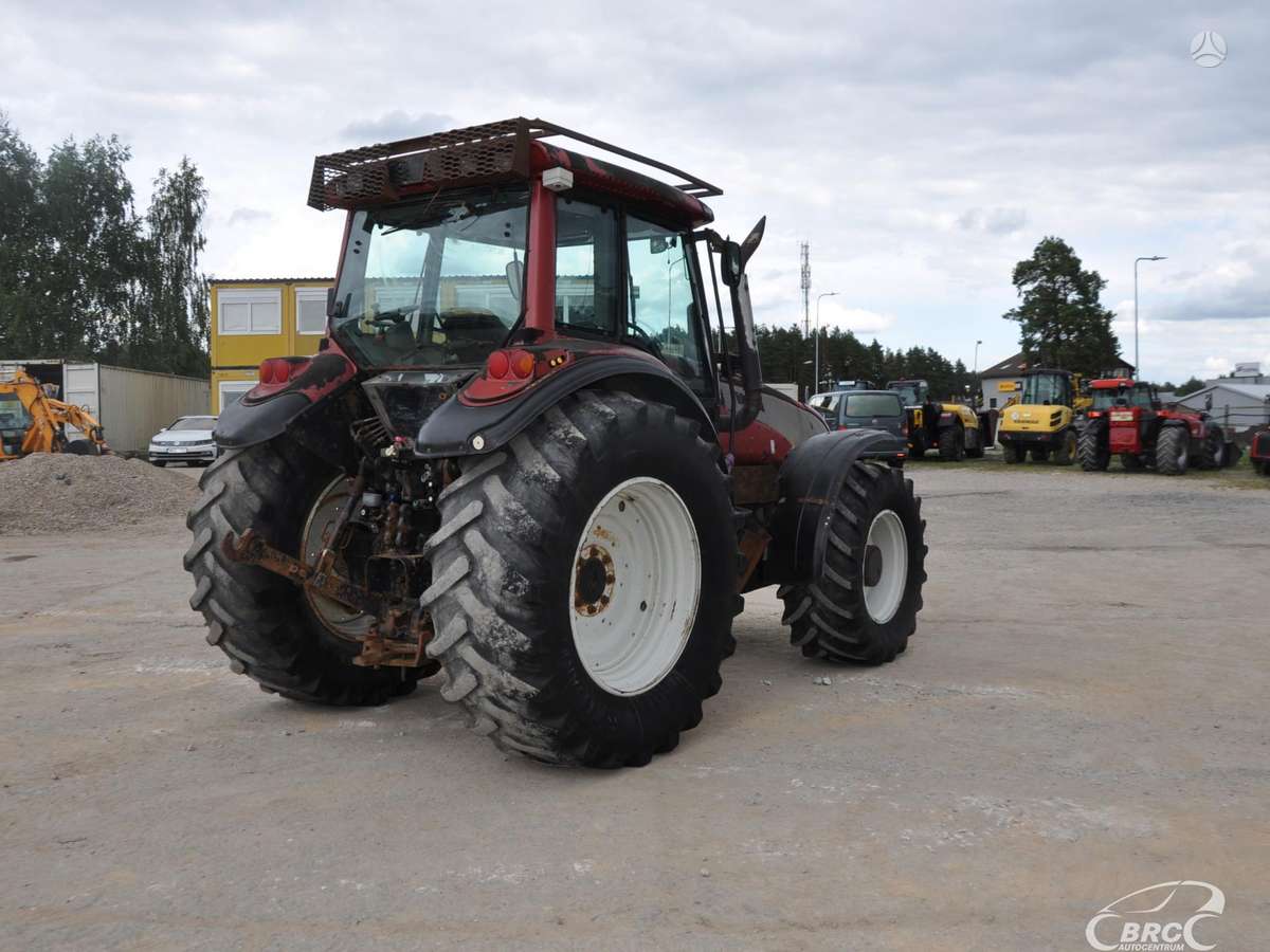 Valtra T190, traktoriai