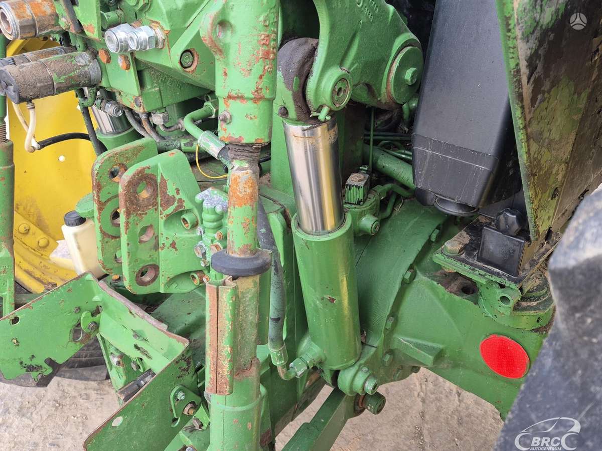 John Deere 6100, traktoriai